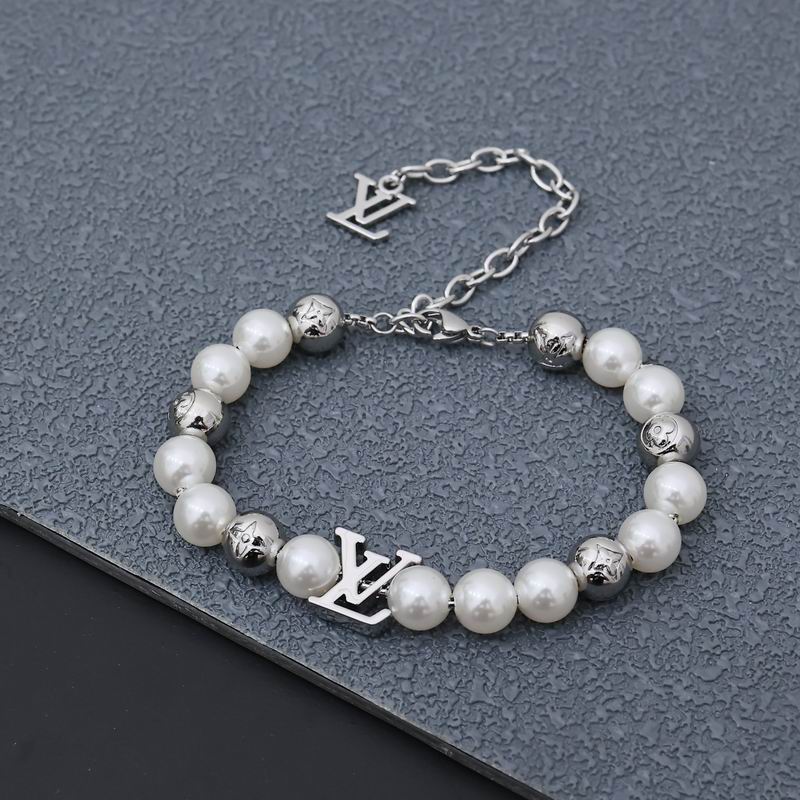 LV Bracelet 03lyr415